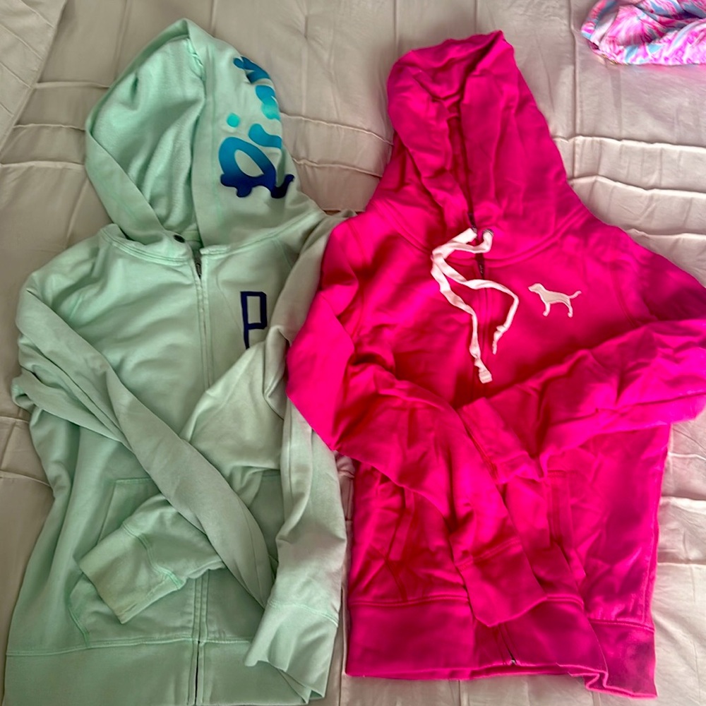2 VS PINK Zipper Hoodie Signature Dog Jacket